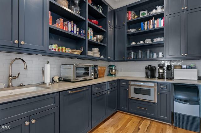 2825 Claremont Road, Raleigh, NC 27608