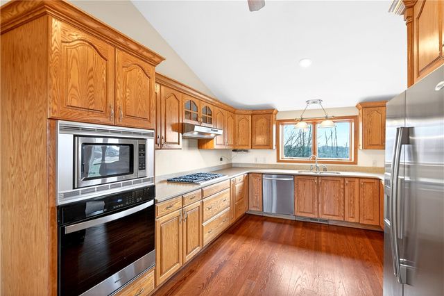 582 Green Valley Road, Nottingham, PA 15330