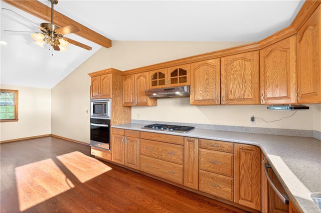 582 Green Valley Road, Nottingham, PA 15330