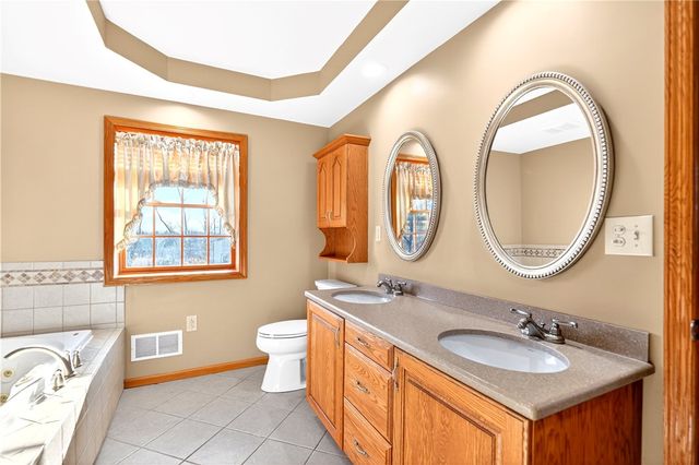 582 Green Valley Road, Nottingham, PA 15330