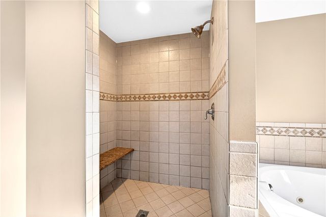 582 Green Valley Road, Nottingham, PA 15330