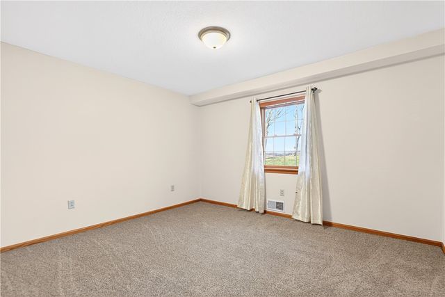 582 Green Valley Road, Nottingham, PA 15330