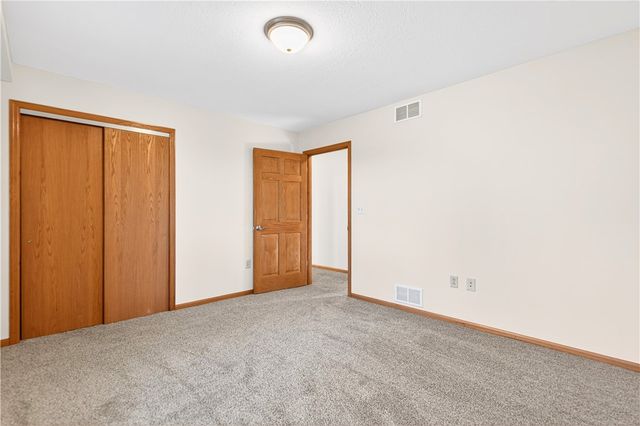 582 Green Valley Road, Nottingham, PA 15330