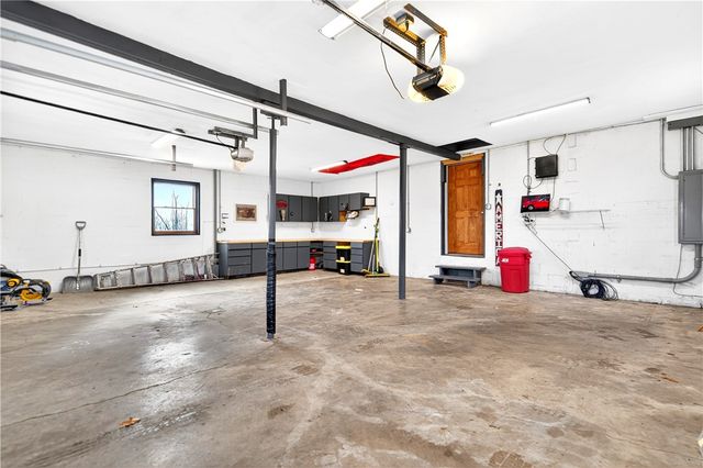 582 Green Valley Road, Nottingham, PA 15330