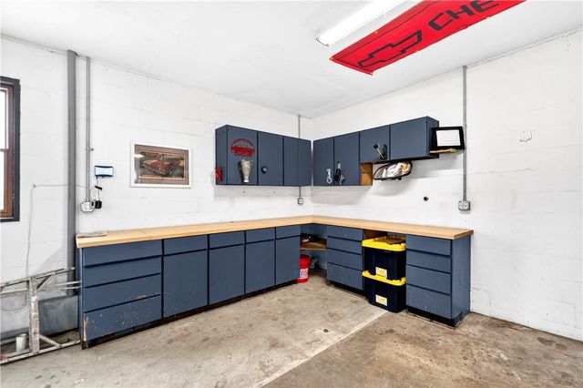 582 Green Valley Road, Nottingham, PA 15330