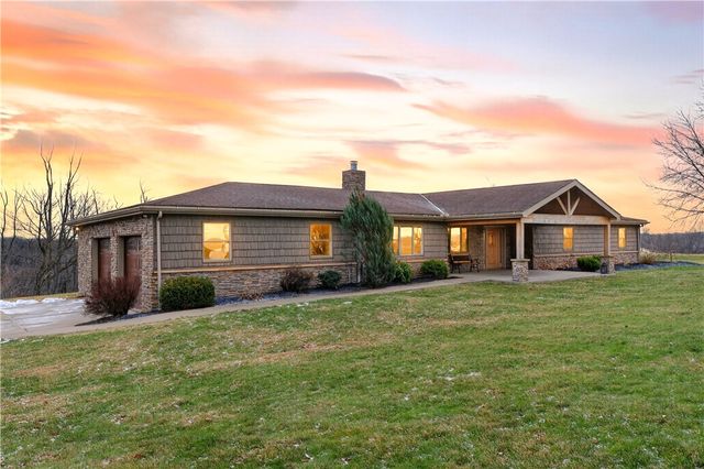 582 Green Valley Road, Nottingham, PA 15330