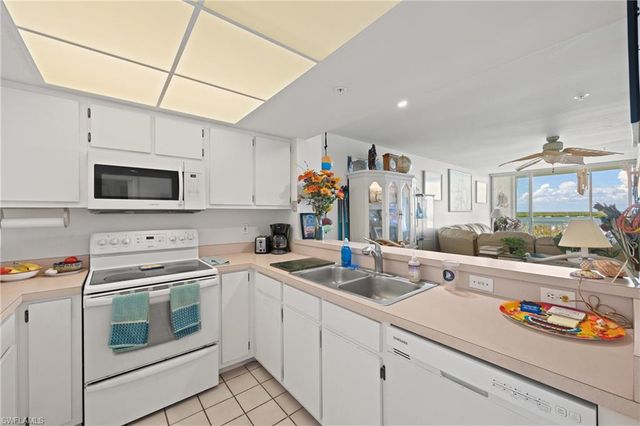 345 Mango ST 605, Fort Myers Beach, FL 33931