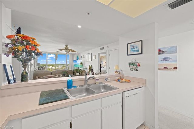345 Mango ST 605, Fort Myers Beach, FL 33931