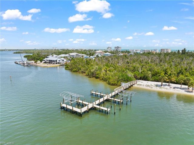 345 Mango ST 605, Fort Myers Beach, FL 33931