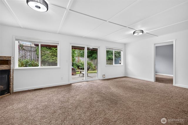 2307 SW 323rd ST, Federal Way, WA 98023