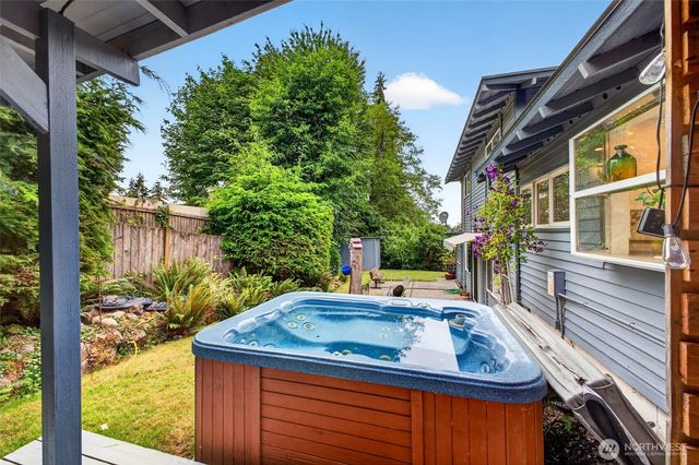 2307 SW 323rd ST, Federal Way, WA 98023