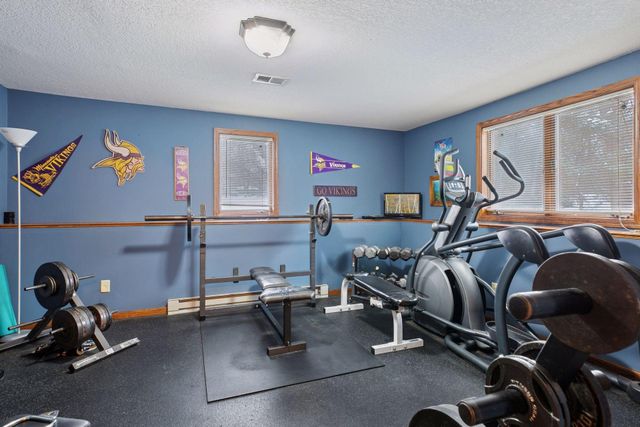 27 Scotch Pine Road, North Oaks, MN 55127