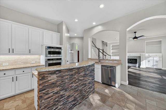 3102 Southwood Drive, Highland Village, TX 75077