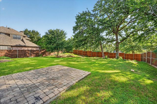 3102 Southwood Drive, Highland Village, TX 75077