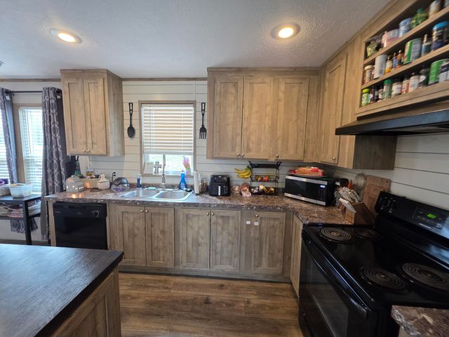 884 Holly Grove Road, Corbin, KY 40701