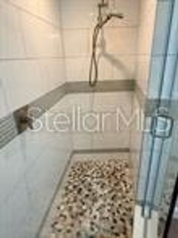 2802 PASS A GRILLE WAY 2, St Petersburg, FL 33706