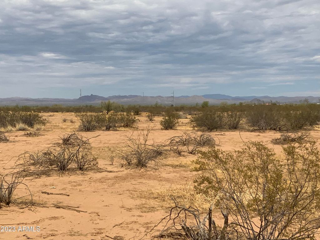 32680 W Wildcat Drive R4, Wittmann, AZ 85361 — photo 2