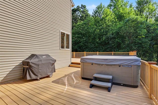 7342 Silver Meadow Drive, Rockford, MI 49341
