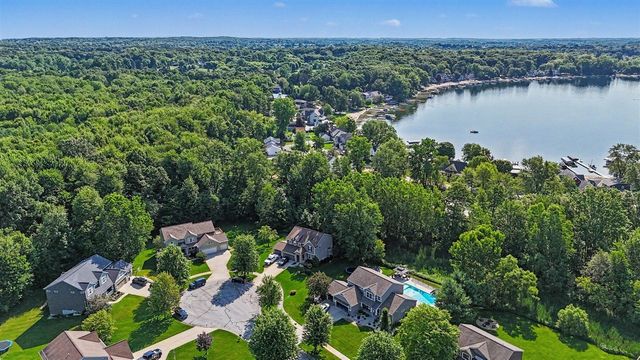 7342 Silver Meadow Drive, Rockford, MI 49341