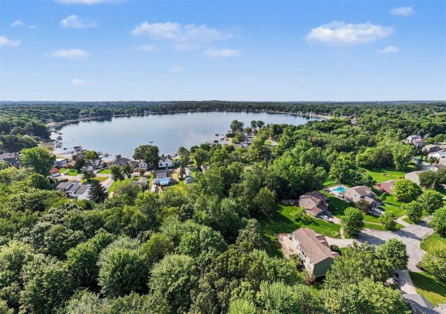 7342 Silver Meadow Drive, Rockford, MI 49341