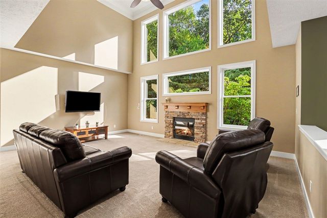 7342 Silver Meadow Drive, Rockford, MI 49341