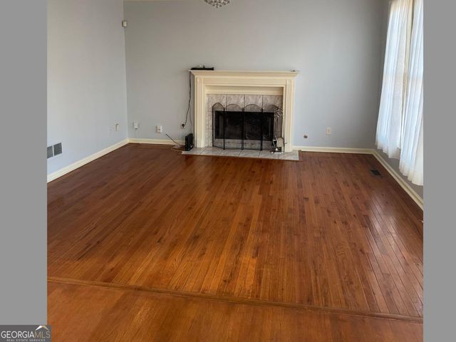 4102 Sweetwater Falls, Ellenwood, GA 30294