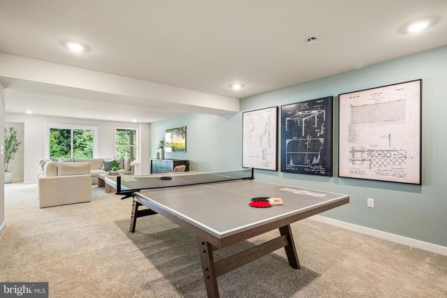 555 ARROWGRASS LN, New Castle, DE 19720