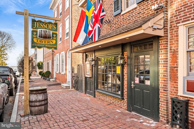 555 ARROWGRASS LN, New Castle, DE 19720