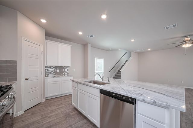 750 Marion Place Drive, Dayton, TX 77535