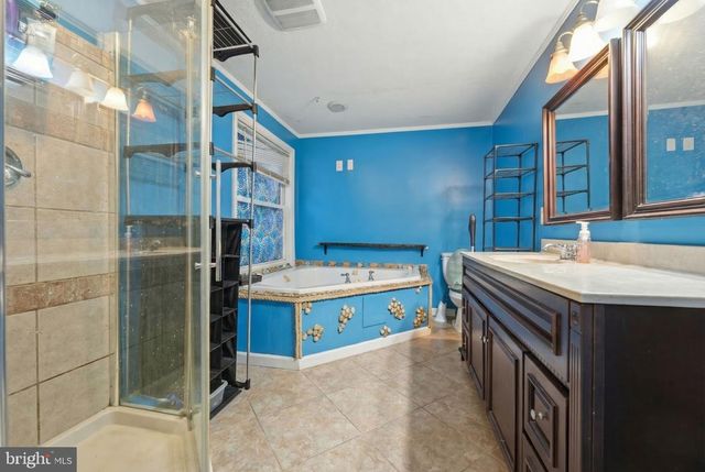 24 CEMETERY RD, North East, MD 21901