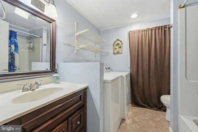 24 CEMETERY RD, North East, MD 21901