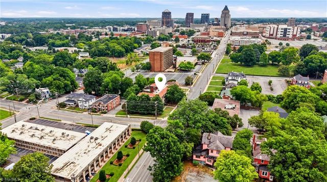 906 W Market Street B1, Greensboro, NC 27401