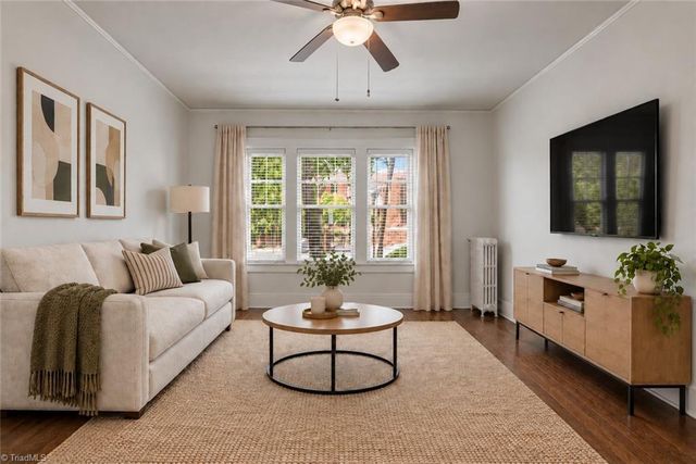 906 W Market Street B1, Greensboro, NC 27401