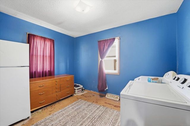 237 Wema Avenue, Evansdale, IA 50707