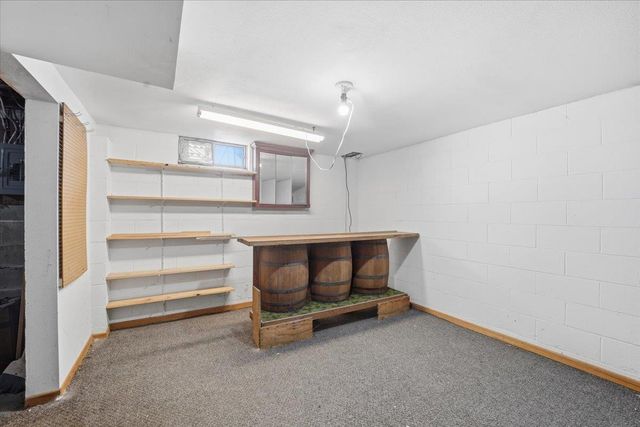 237 Wema Avenue, Evansdale, IA 50707