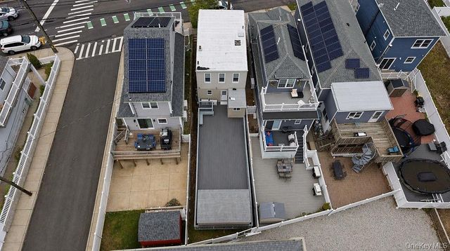 550 Cross Bay Boulevard, Broad Channel, NY 11693