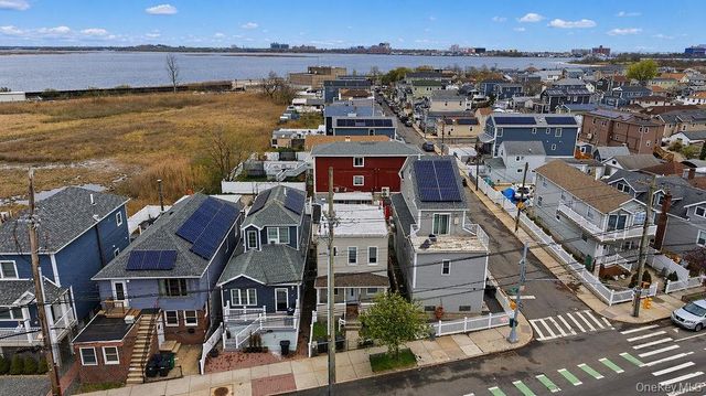 550 Cross Bay Boulevard, Broad Channel, NY 11693