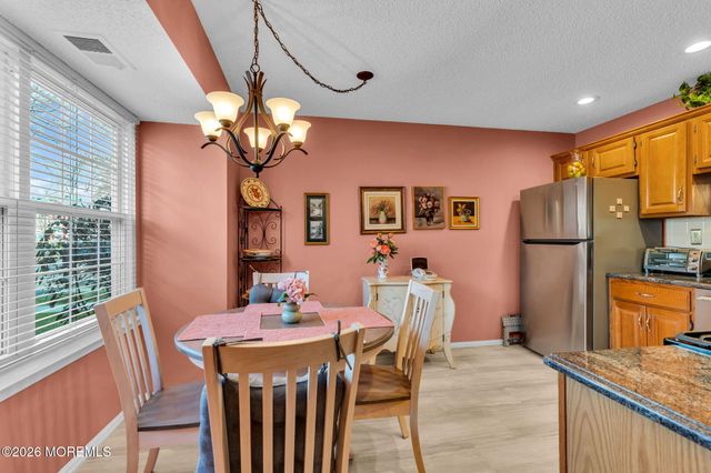 25 Steeple Chase Court, Tinton Falls, NJ 07724