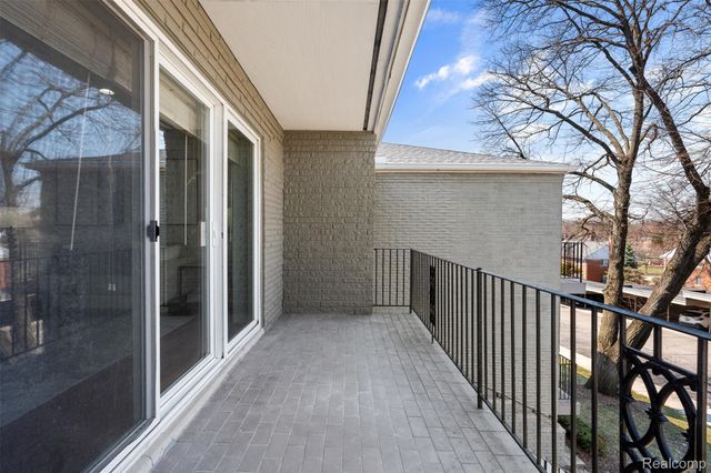 1113 N OLD WOODWARD Avenue 37, Birmingham, MI 48009