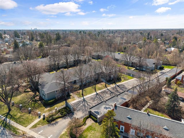 1113 N OLD WOODWARD Avenue 37, Birmingham, MI 48009