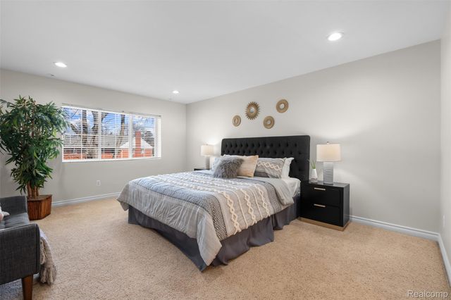 1113 N OLD WOODWARD Avenue 37, Birmingham, MI 48009