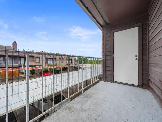 6633 W Airport Boulevard 1106, Houston, TX 77035