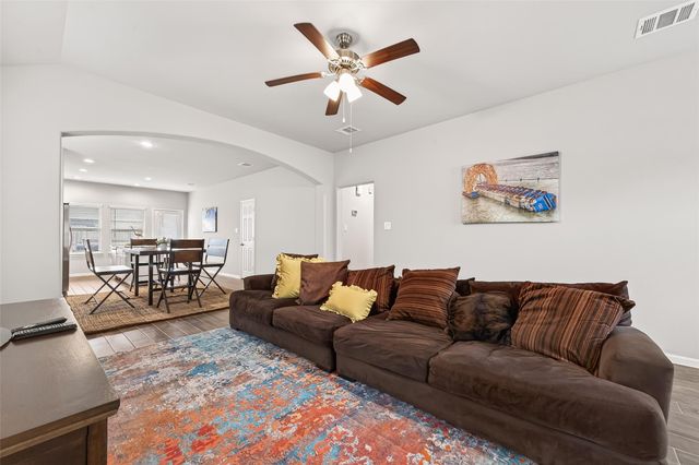 13306 Dalvay Beach Drive, Texas City, TX 77568