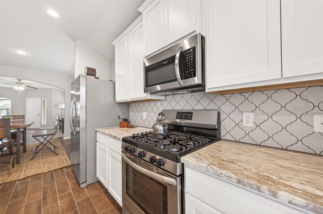 13306 Dalvay Beach Drive, Texas City, TX 77568