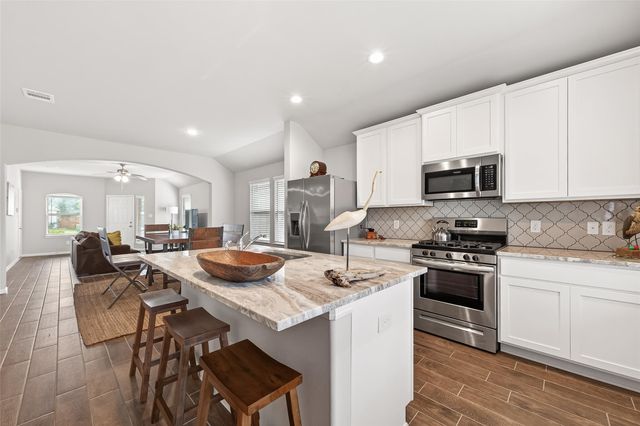 13306 Dalvay Beach Drive, Texas City, TX 77568