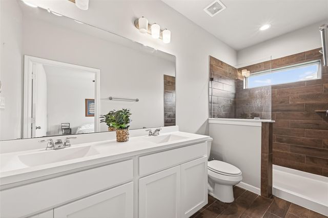 13306 Dalvay Beach Drive, Texas City, TX 77568