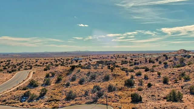 2305 Desert Marigold Road NE, Rio Rancho, NM 87144