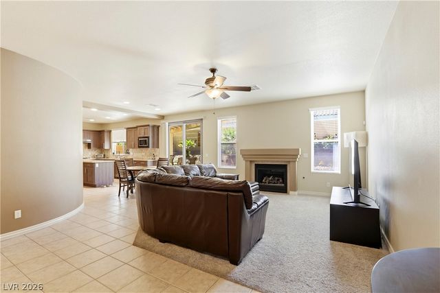 39 Perennial Border Court, Las Vegas, NV 89148