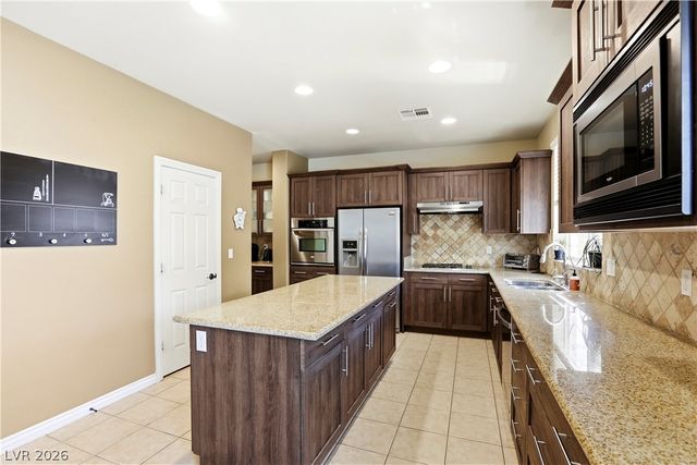 39 Perennial Border Court, Las Vegas, NV 89148