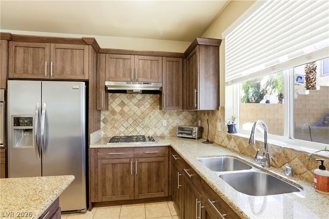 39 Perennial Border Court, Las Vegas, NV 89148